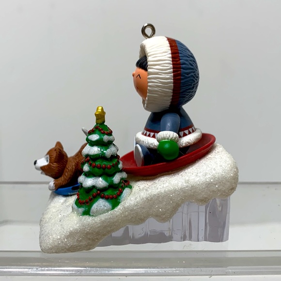 FROSTY FRIENDS Hallmark Keepsake 29 ornament - Picture 4 of 12